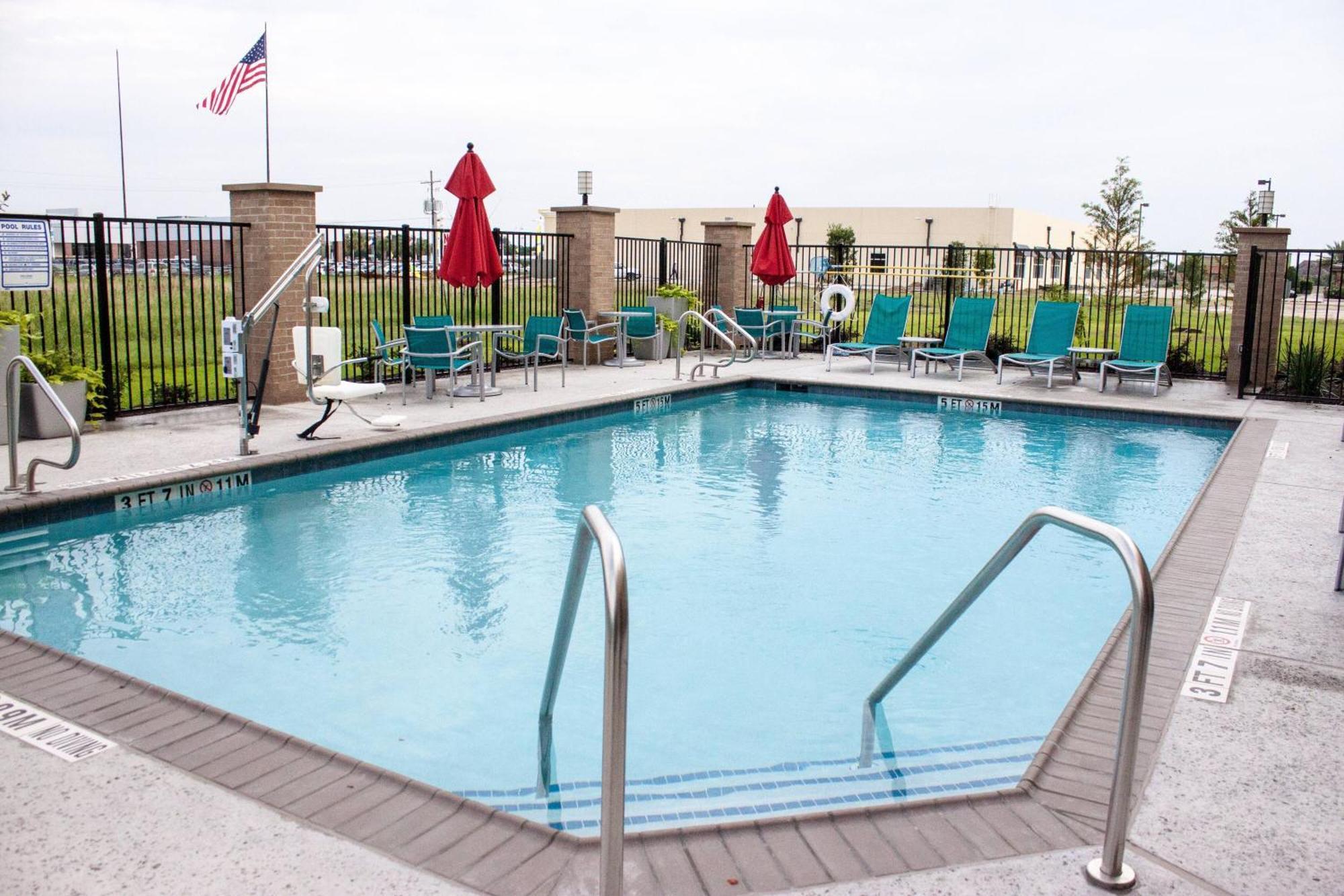 Towneplace Suites By Marriott Beaumont Port Arthur Exterior foto
