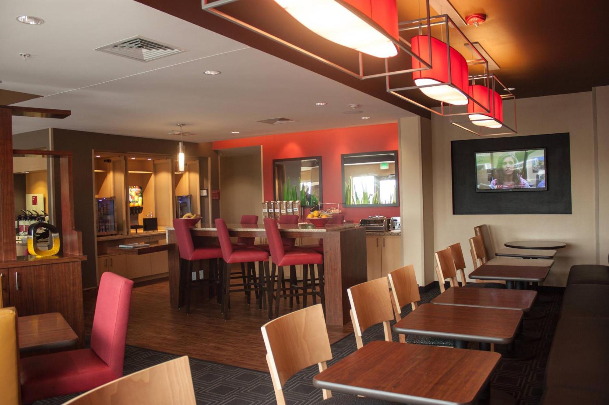 Towneplace Suites By Marriott Beaumont Port Arthur Exterior foto